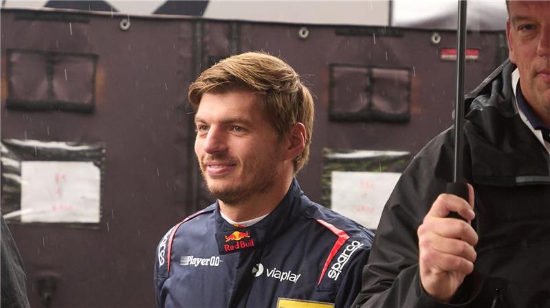 Verstappen mit Karriere-Bekenntnis zu Red Bull Die Lizenz für die Nordschleife hat er nun auch.