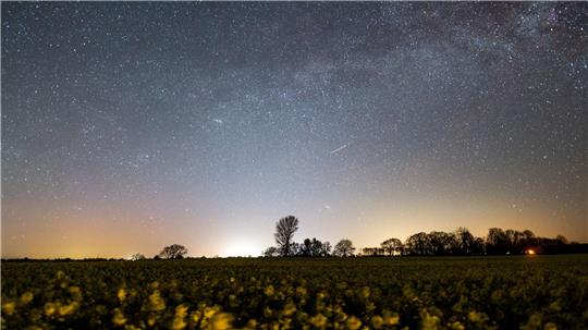 Die Lyriden treten jedes Jahr im April auf. (Archivbild)