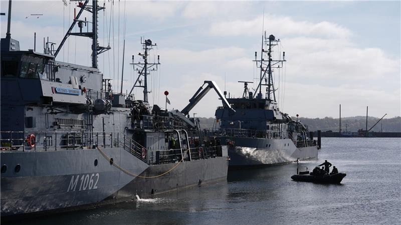 Die Marine verfügt über mehrere Stützpunkte an Nord- und Ostsee. (Archivbild)