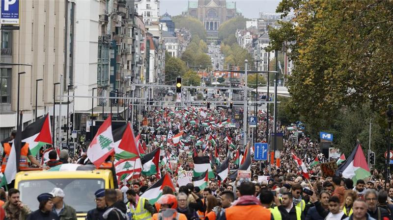 Über 30.000 auf Demo in Brüssel für Waffenruhe in Nahost „Die Massaker im Libanon und die regionale Eskalation müssen gestoppt werden“, hieß es etwa von den Organisatoren.