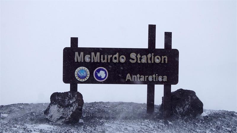 Antarktis: Spektakuläre Rettungsmission für US-Forscher Die McMurdo-Station ist die größte Forschungsstation in der Antarktis.
