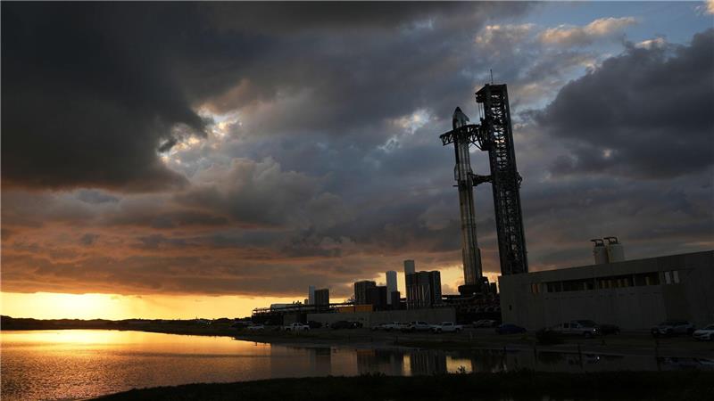 Bilder des Tages Die Mega-Rakete Starship von SpaceX wird für einen Testflug von der Starbase in Boca Chica vorbereitet.