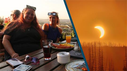 Zwei Frauen und die Sonnenfinsternis, als Fotomontage
