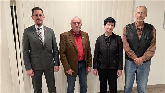 Die Mitglieder der Freien Wähler aus Salzgitter und Wolfenbüttel haben sich einstimmig für Jörg-Uwe Weber (l.) als Direktkandidaten entschieden.