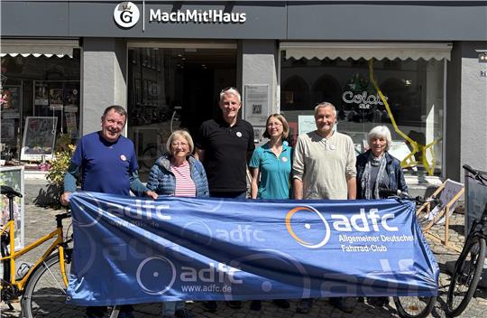 Die Mitglieder des neu gegründeten ADFC-Kreisverbandes Goslar: (v.l.) Malte Sandweg, Karin Sauerland, Michael Bornholdt, Henrike Rempel, Jochen Klauder und Doris Juranek. Mit von der Partie beim ADFC ist auch Thomas Sturm.