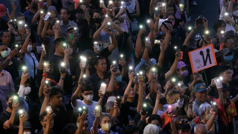Junge Milliardärserbin übernimmt das Ruder in Thailand Die Move Forward Party war trotz eines klaren Wahlsieges nicht an die Macht gekommen - das sorgte für viele Proteste. (Archivbild)