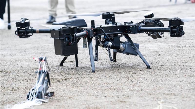 Die Nachfrage nach Systemen zur Detektion und Abwehr von Drohnen hat laut Bundesverband der Deutschen Luft- und Raumfahrtindustrie zuletzt zugenommen. (Archivbild)