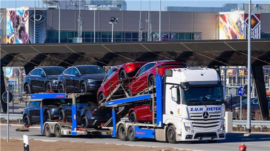 Die Nachfrage nach Teslas E-Autos hat im März in Deutschland wieder deutlich zugelegt. (Archivbild)