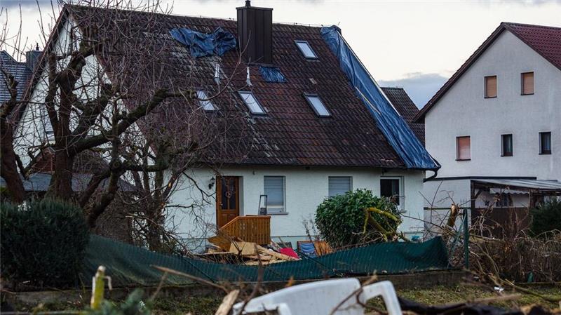 Führende Rückversicherer versprechen höhere Gewinne Die Nachfrage nach Versicherungsschutz ist hoch, unter anderem wegen der im langfristigen Trend steigenden Schäden durch Naturkatastrophen. (Symbolbild)