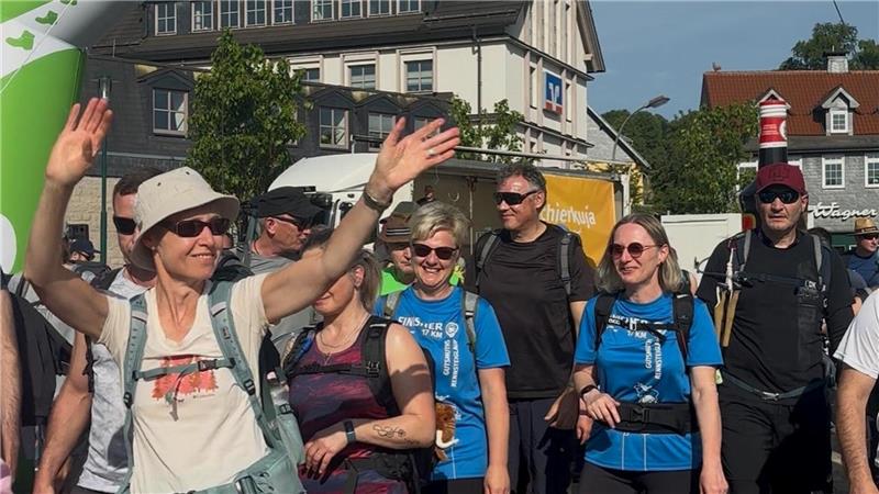 Brockenaufstieg ab Braunlage wird zur Hitzeschlacht Die Neue Mitte in Braunlage ist Start- und Zielbereich für die Teilnehmer am Brockenaufstieg.