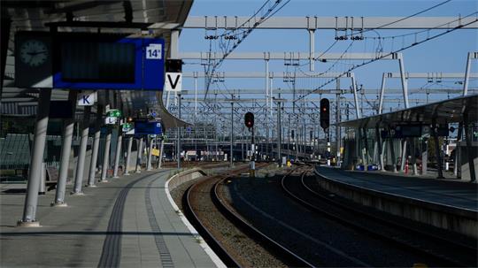 Die Niederlande müssen mehrere Eisenbahnunternehmen auf den Hauptstrecken fahren lassen. (Symbolbild)