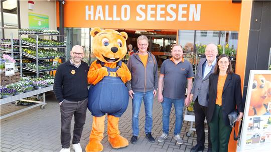 Hagebau hardware store becomes a modern DIY store with a larger product ...