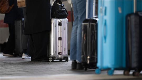 Die Opfer sollen am Bahnsteig ausgewählt worden sein. (Symbolbild).