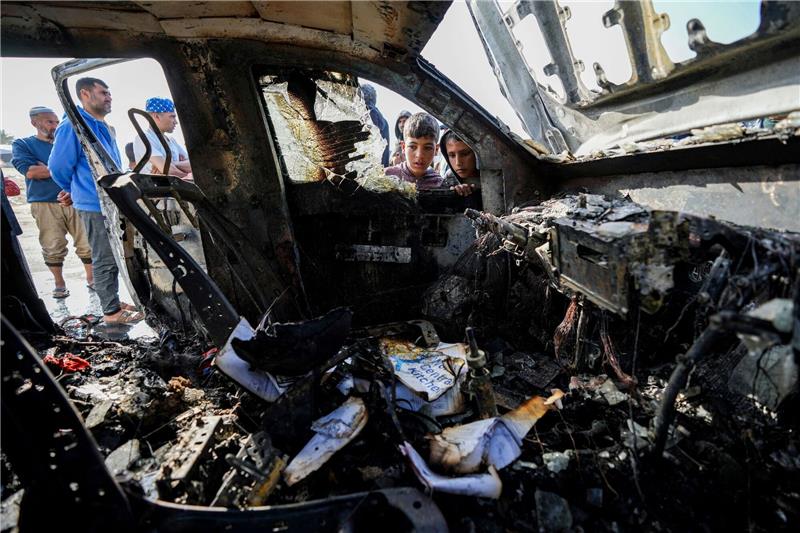 Leichen getöteter Helfer aus Gaza nach Ägypten überführt Die Organisation World Central Kitchen will angesichts des Tods ihrer Mitarbeiter ihren Einsatz in der Region sofort stoppen.