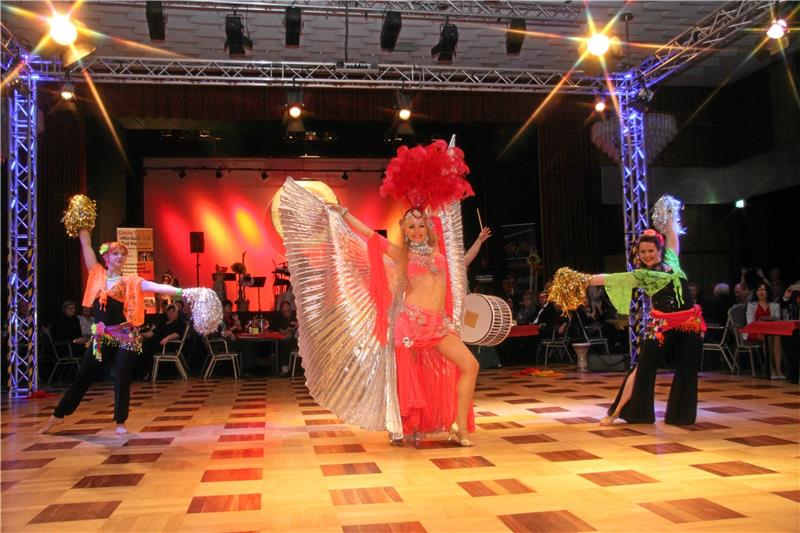 In diesem Jahr ist in Bad Harzburg wieder was los Die Ostertanzgala des CTC Rot-Gold – hier eine Aufnahme aus dem Bad Harzburger Kursaal – wird in Hahnenklee stattfinden.