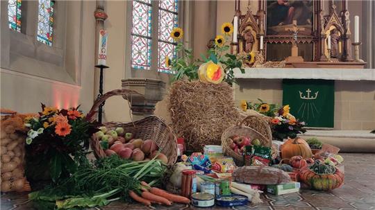 Die Othfresener Erntedank-Gaben werden der Tafel in Salzgitter gespendet.