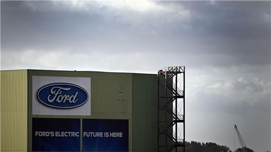Die Perspektiven der Kölner Ford-Werke sind düster.