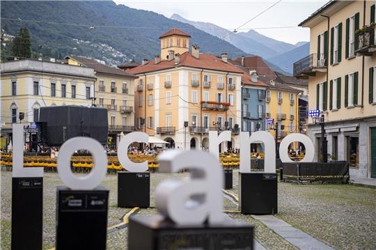 Die Piazza Grande ist das Zentrum des Filmfestivals.