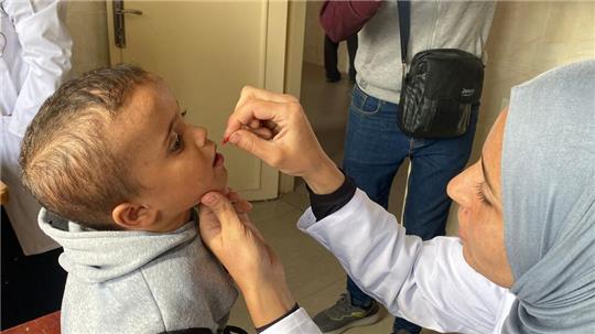 Die Polio-Impfkampagne im nördlichen Gazastreifen ist nach einer Unterbrechung wegen heftiger Kämpfe wieder angelaufen.