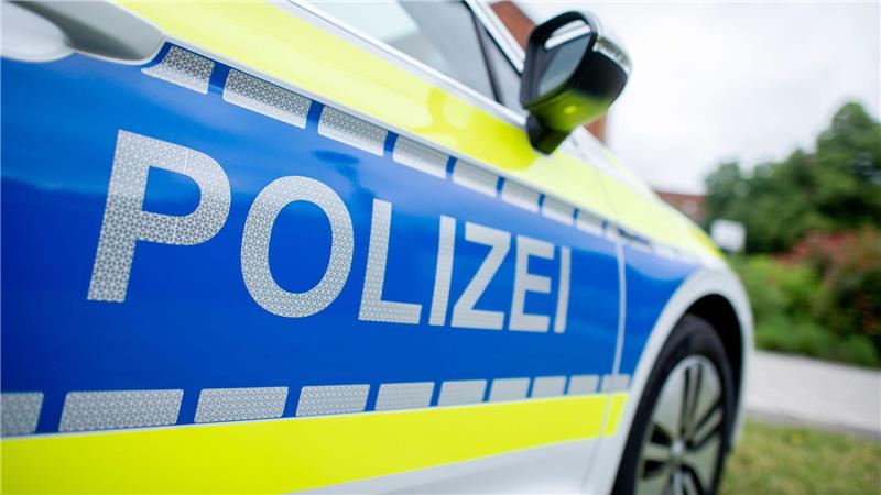 Die Polizei durchsucht das Privatgrundstück seit mehreren Tagen. (Symbolbild)