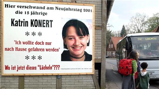Die Polizei hofft weiter auf Hinweise zum Verschwinden der Schülerin. (Archivbild)