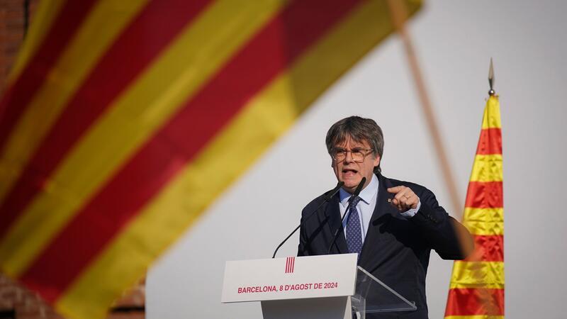 Abspaltungsgegner Illa neuer katalanischer Regierungschef Die Polizei leitete eine Großfahndung nach dem Separatistenführer ein.