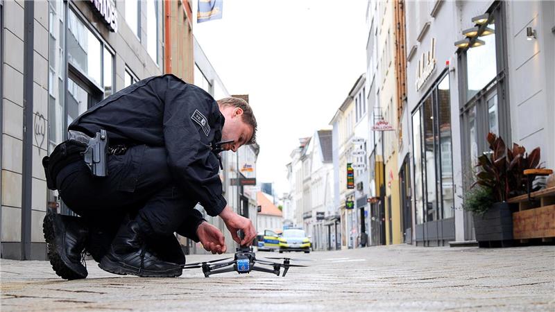 Tödliche Polizeischüsse: Wie geht es im Fall Lorenz weiter? Die Polizei setzte einen 3D-Laserscanner ein, um den Tatort zu untersuchen. (Archivbild)