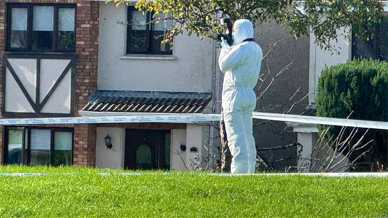 Die Polizei spricht inzwischen von einem Brandanschlag.