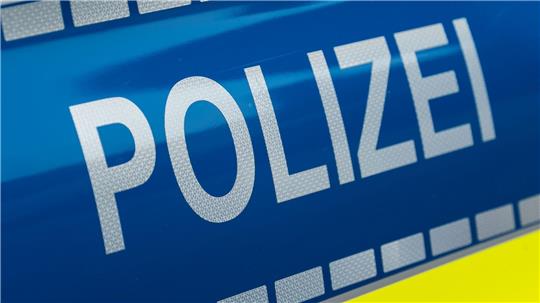 Die Polizei sucht Zeugen. (Symbolbild)