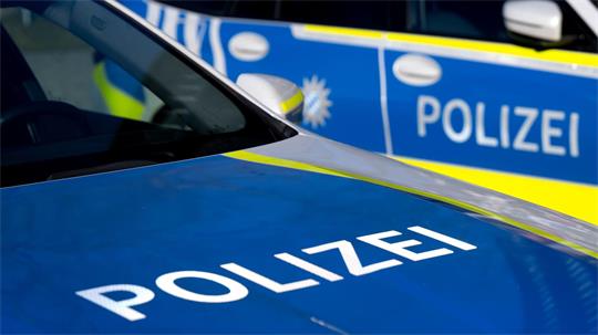 Die Polizei sucht Zeugen. (Symbolbild)