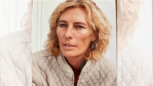 Die Polizei sucht fieberhaft nach der 56-jährigen Kerstin Simone G. aus Burgwedel. Die Polizei fand in der Wohnung der Vermissten Hinweise, die auf ein Gewaltverbrechen deuten. Noch haben sich nach dem Aufruf keine Zeugen gemeldet. Foto: Polizeidirektion Hannover