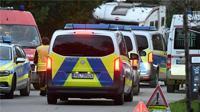 Die Polizei sucht in Groß Breesen nach einem achtjährigen Jungen aus Güstrow in Mecklenburg-Vorpommern. 