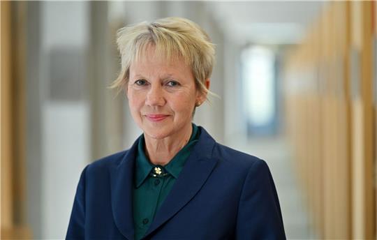 Die Präsidentin des Bundesarbeitsgerichts, Inken Gallner, gibt in Erfurt einen Ausblick auf die Verfahren des höchsten deutschen Arbeitsgerichts in diesem Jahr.