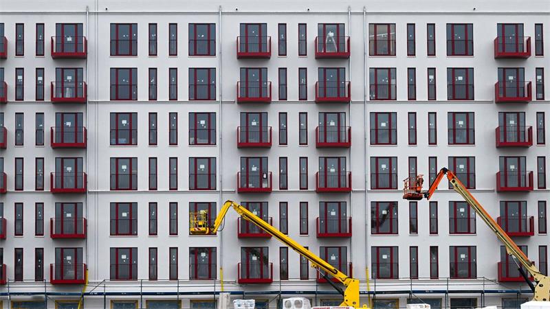 Die Preise für Wohnimmobilien unterscheiden sich regional stark. (Archivbild)
