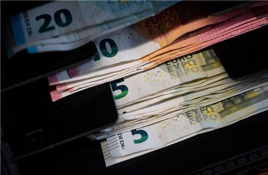 Die Preise von Nahrungs- und Genussmitteln sind im Vergleich zum Vorjahr deutlich gestiegen.
