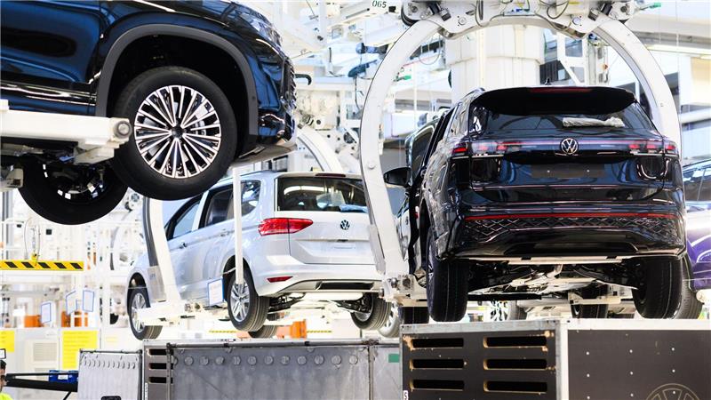 Trotz Chipkrise: Vorerst keine Produktionsstopps bei VW Die Produktion bei VW läuft auch nächste Woche weiter. (Archivbild)