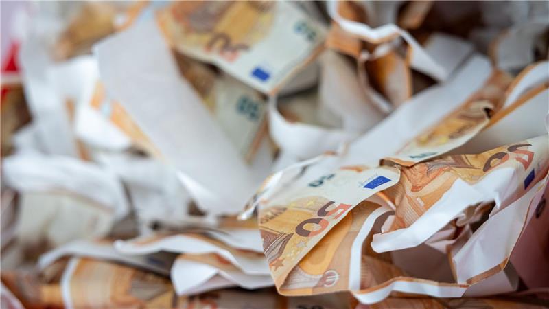 Ermittler fassen „Marktführer“ der Geldfälscher-Szene Die Qualität der gefälschten Scheine war den Ermittlern zufolge gut, aber nicht hervorragend.