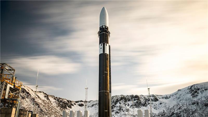 Deutsche Rakete soll jetzt am Samstag starten Die Rakete von Isar Aerospace auf dem Startplatz in Norwegen. (Handout)