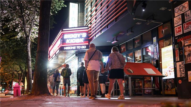 Reeperbahn-Spagat: Zwischen geiler Meile und Touri-Kulisse Die Reeperbahn ist auch für Touristen ein beliebtes Ziel.