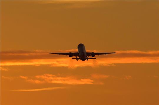 «Die Reisewirtschaft ist bereit, 2023 durchzustarten.» Dafür brauche die Branche aber einen stabilen, störungsfreien Flugverkehr, mahnt der Präsident des Deutschen Reiseverbandes DRV, Norbert Fiebig.