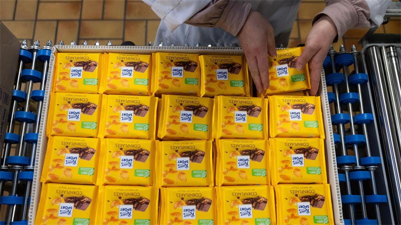 Ritter Sport kann auf Sieg vor Gericht hoffen - darum geht’s Die Ritter-Sport-Verpackung ist beim Deutschen Patent- und Markenamt registriert. (Archivbild)