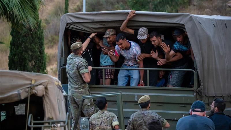 Madrid bestreitet Warnung des Geheimdienstes vor Ceuta-Krise Die Rückführungsaktionen gehen weiter.