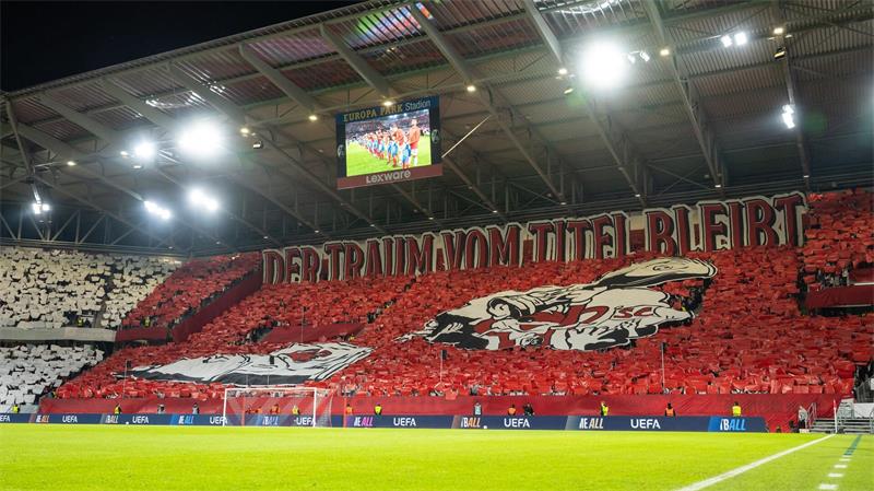 Die SC-Fans träumen vom Titel - und dokumentierten dies mit einer Choreo.