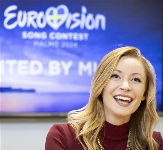 Die Sängerin und Tänzerin Kaleen fährt für Österreich zum ESC.