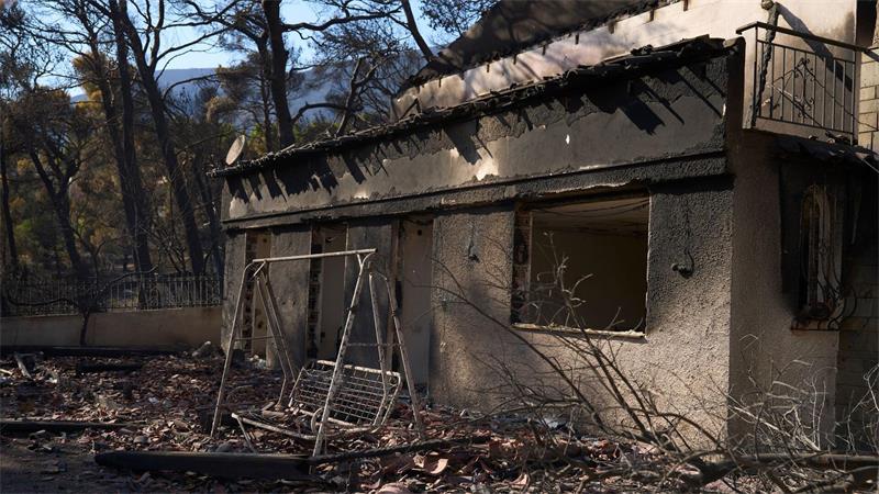 Waldbrände quälen Griechenland, USA und Niederlande Die Schäden sind groß, aber die schlimmste Gefahr scheint nun gebannt.