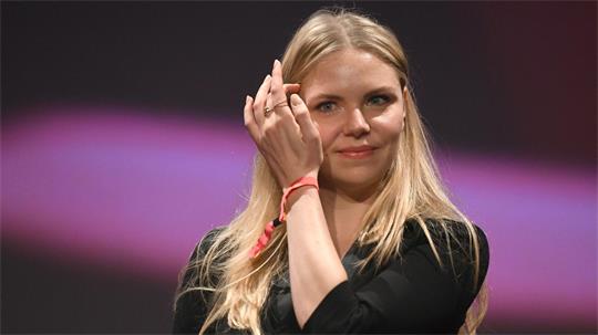 Die Schauspielerin Ricarda Seifried wird neue Kommissarin im Kölner „Tatort“. (Archivbild)