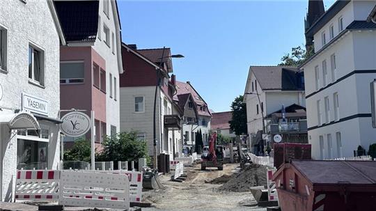 Die Schmiedestraße ist derzeit auf 160 Meter Länge eine Baustelle. Wie lange wird das noch so bleiben?