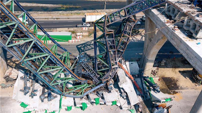 Die Schnellstraße ist eine wichtige Hauptverkehrsader.