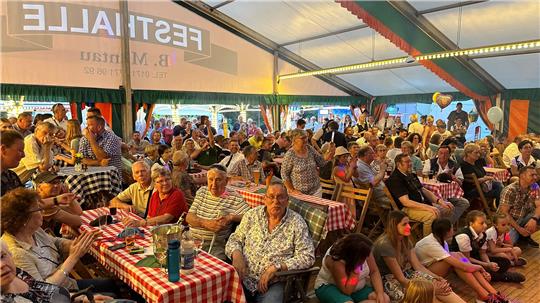 Die Schützen hoffen morgen bei der Hohegeißer Hitparade des Harzklub-Zweigvereins auf ein ähnlich volles Festzelt wie im vergangenen Jahr.