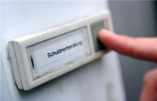 Die Schuldnerberatungen warnen vor einer Zunahme der Privatinsolvenzen.